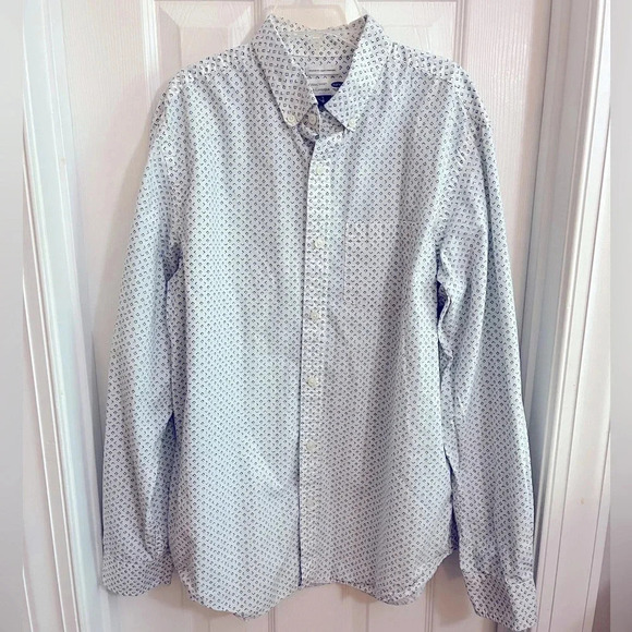 Old Navy Long Sleeve Cotton Button Down Shirt Regular Fit Mens Large Light Blue - Picture 2 of 7